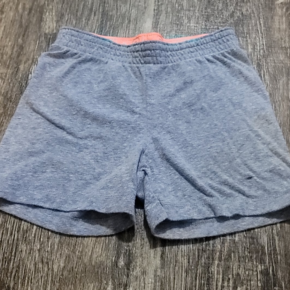 Girl short
